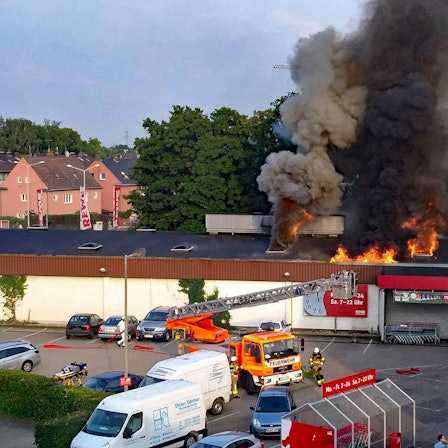 20180610_F_Groszbrand_Rewe_003a