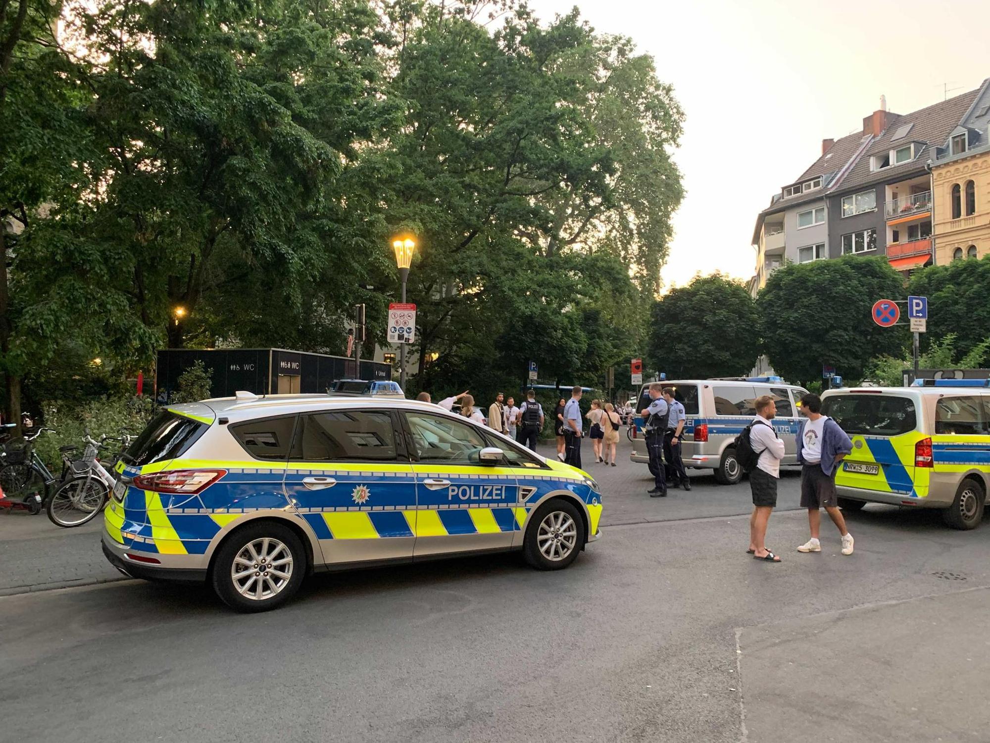 Polizei Brüsseler Platz ts