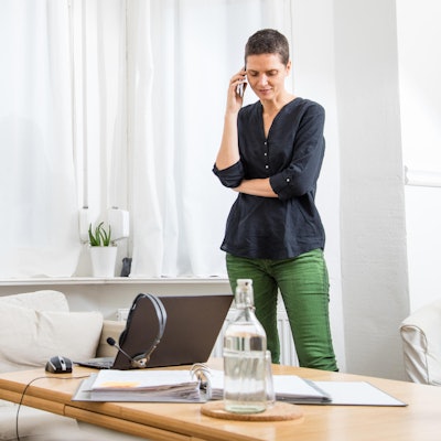 Telefonieren Symbolbild