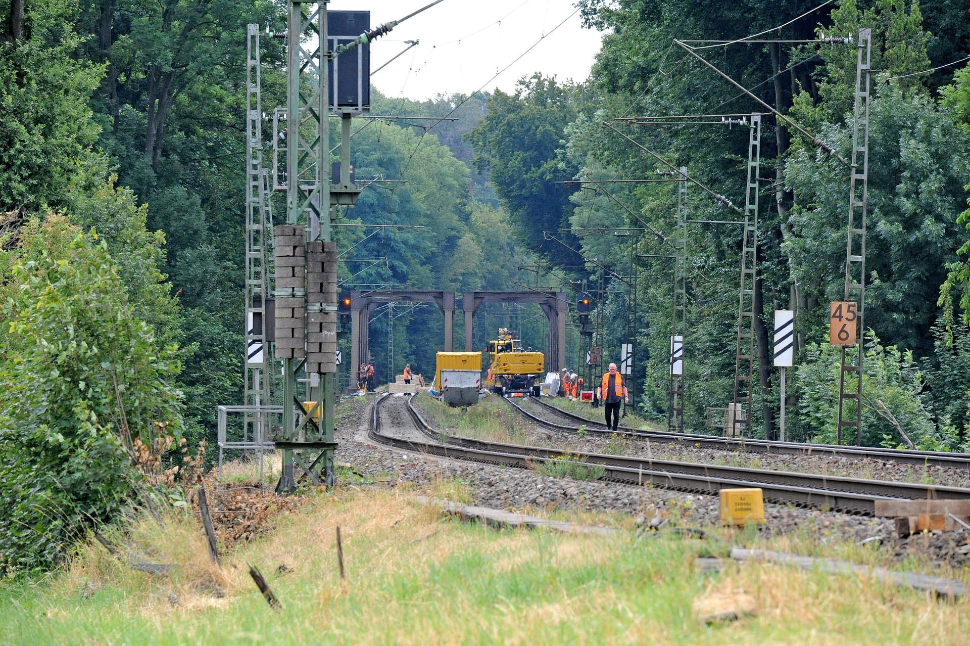 wu-baustelle-bahngleise_(1)
