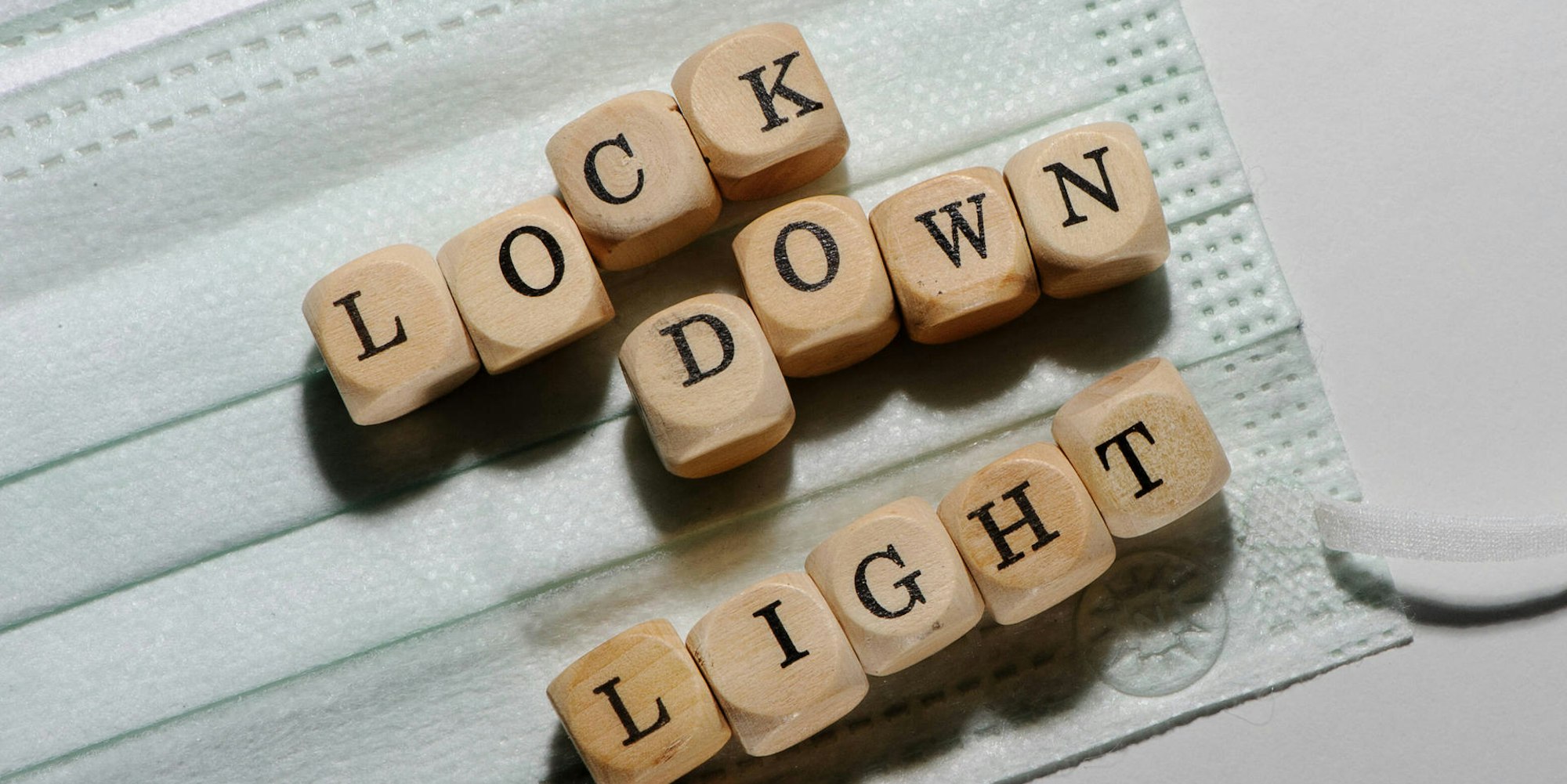 Corona Buchstaben imago