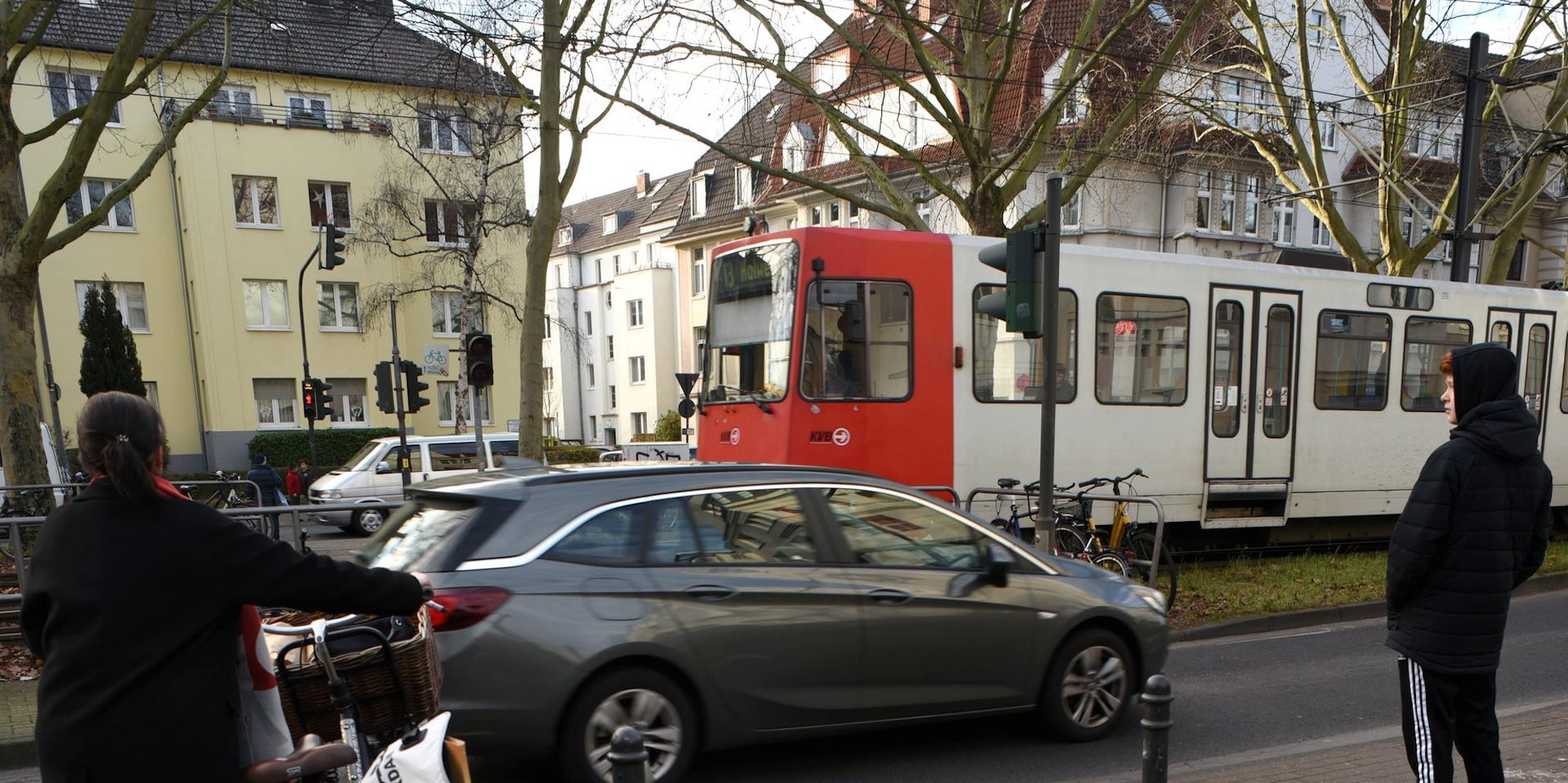 301219Sülzgürtel-Wichterichstraße05