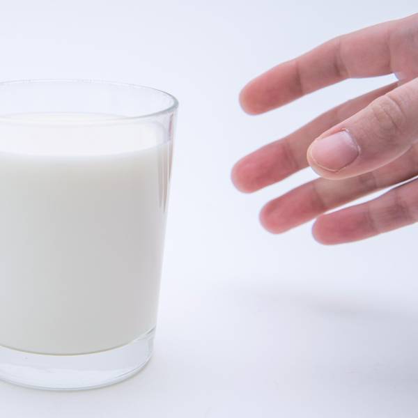 Laktoseintoleranz_Glas_Milch