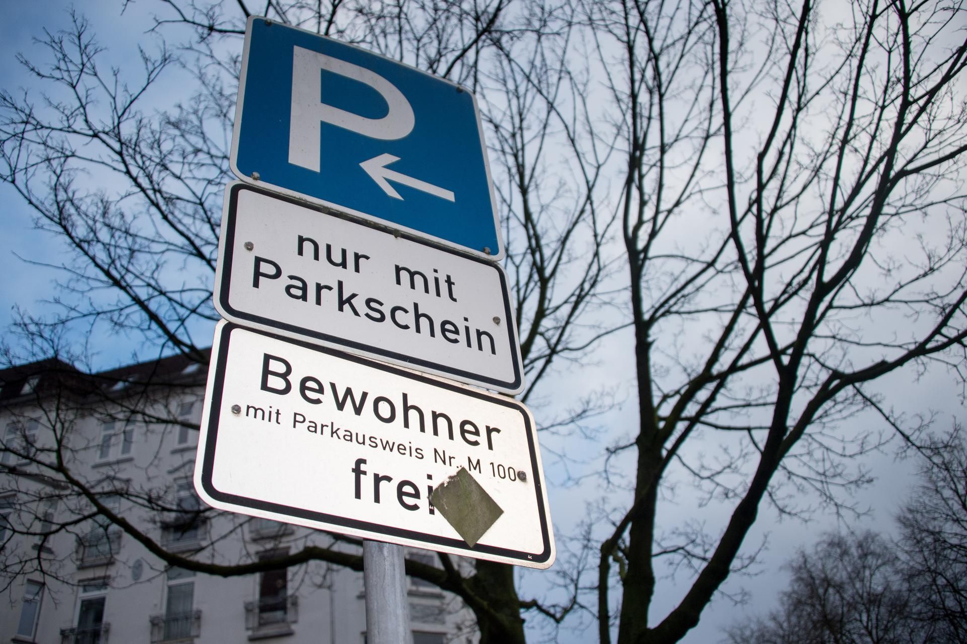Anwohner-Parkausweis dpa