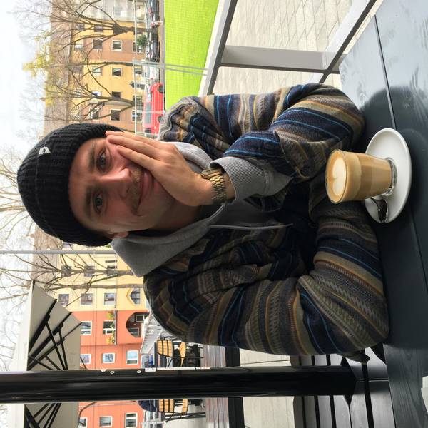 Zwei Kaffee Aljoscha Thönneßen