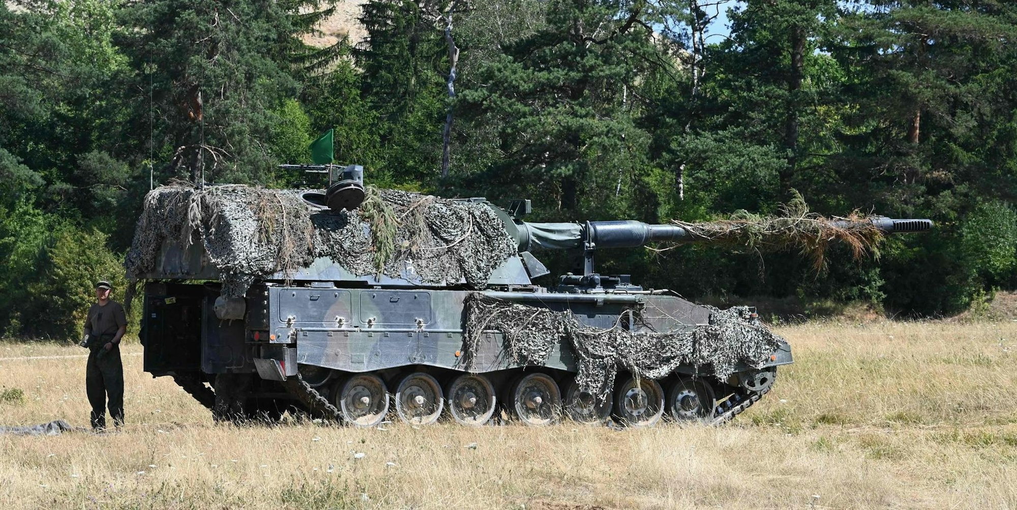 Panzerhaubitze 2000 070822