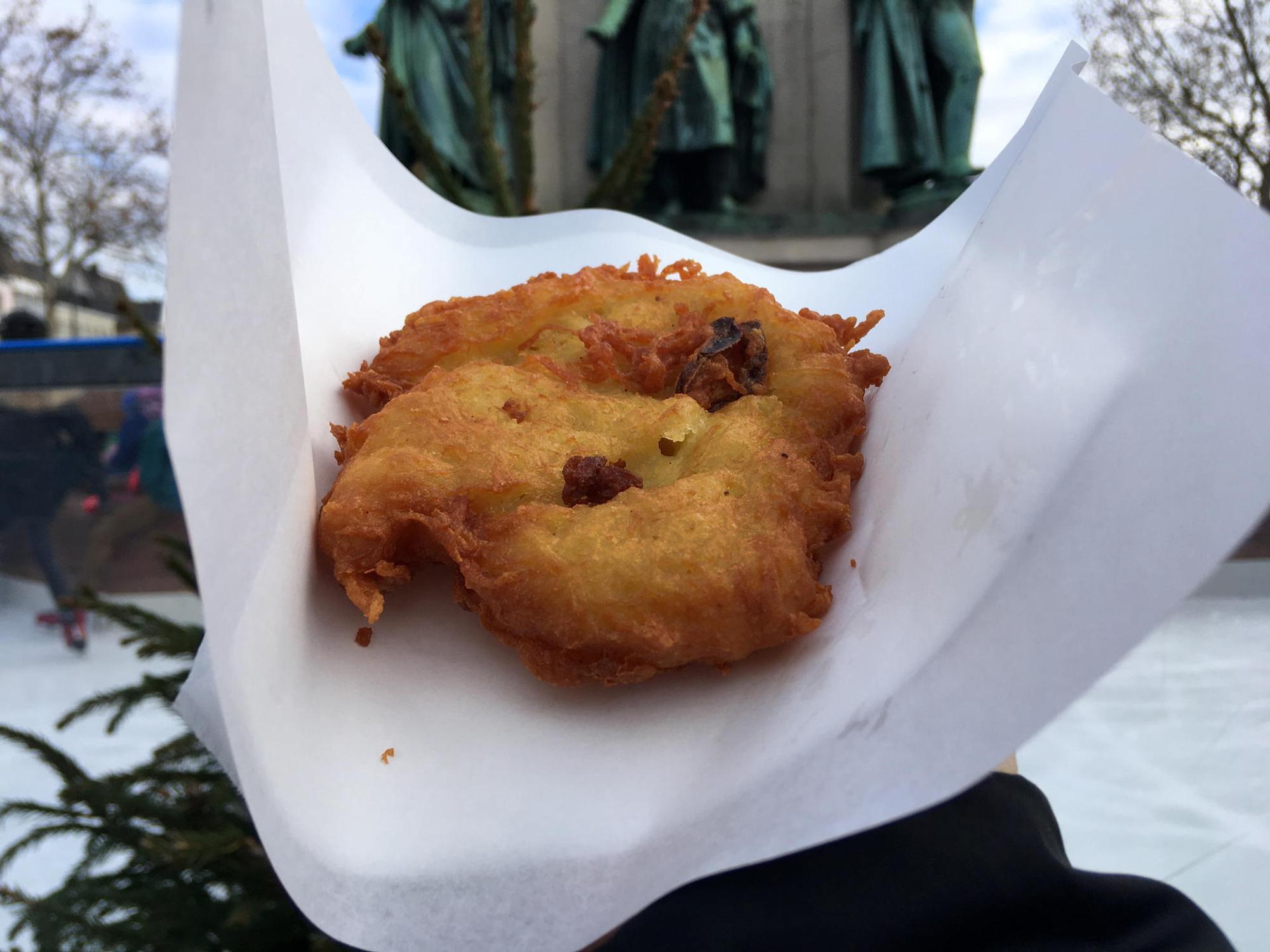 Reibekuchen am Heumarkt