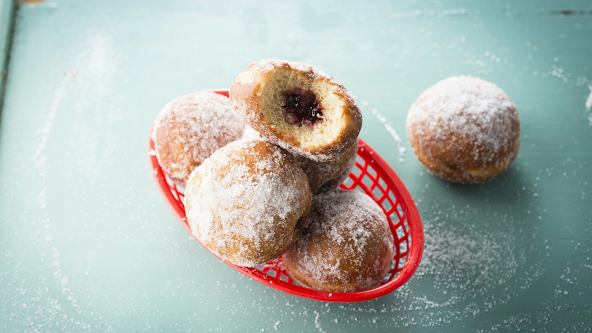 Frische Krapfen sind an Karneval unverzichtbar!