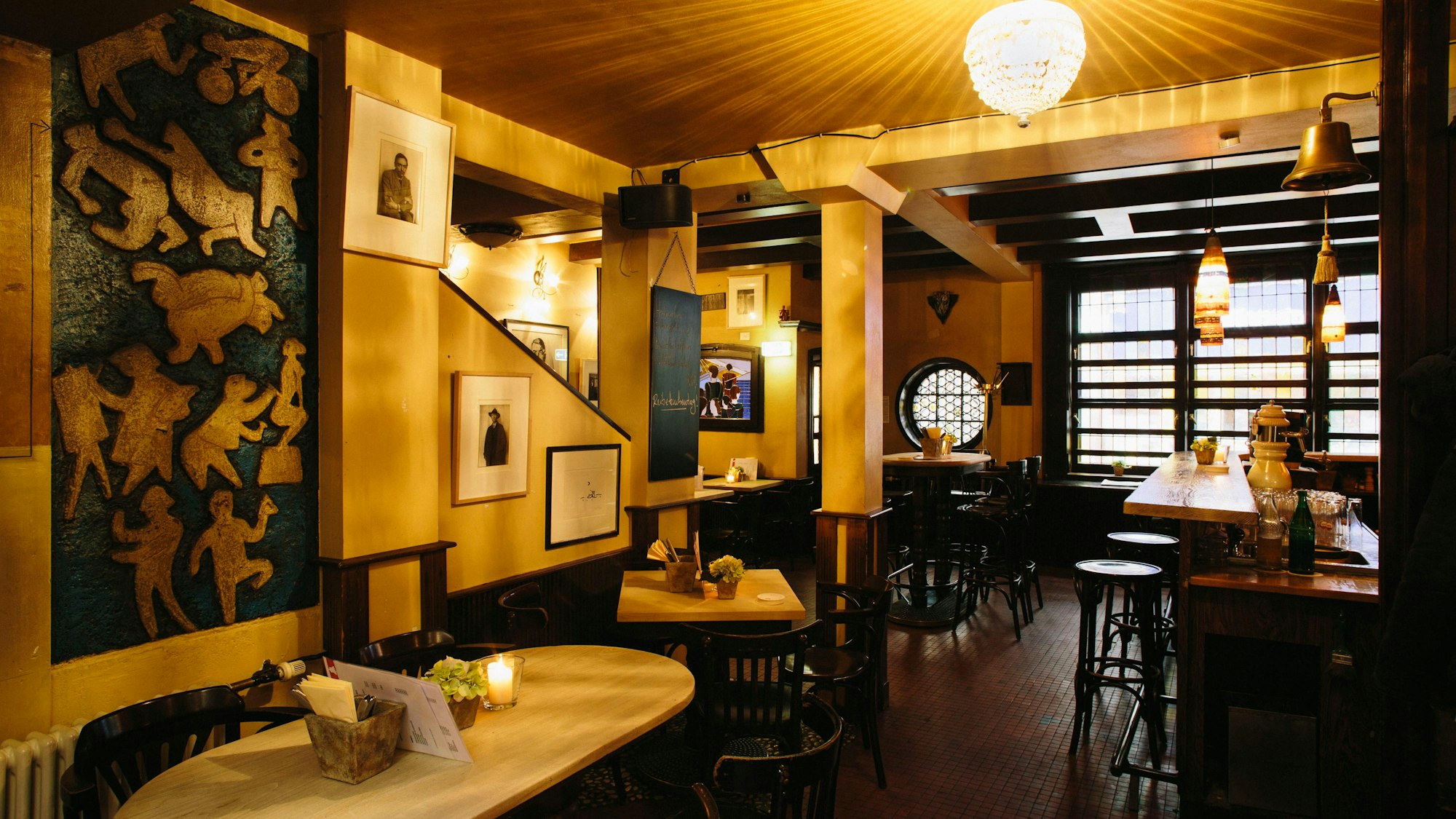 Innenraum im Brauhaus „Kleine Glocke"