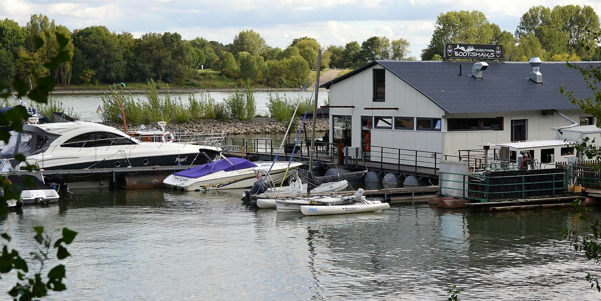 Sürther_Bootshaus_1