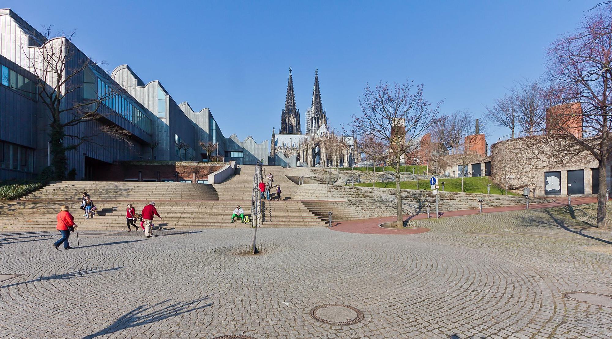 Maalot_-_Heinrich-Böll-Platz-9871