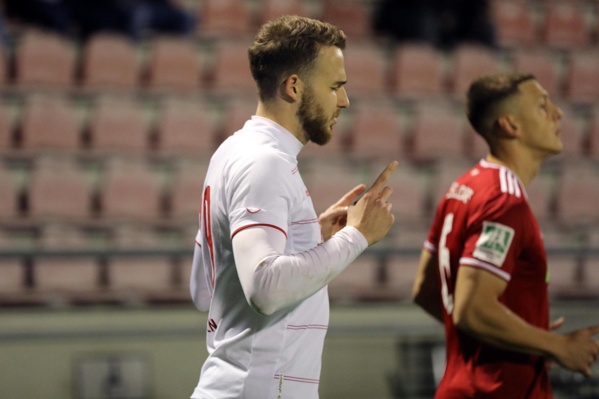 Jannes Horn gegen Duesseldorf
