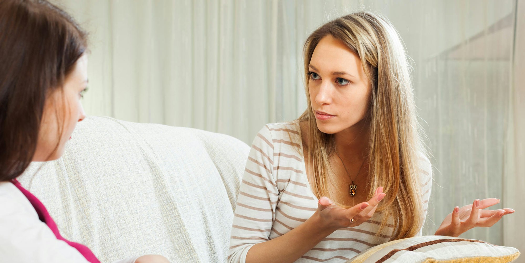 Symbolbild Freundin in den Falschen verliebt