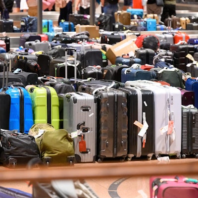 Koffer Flughafen (1)