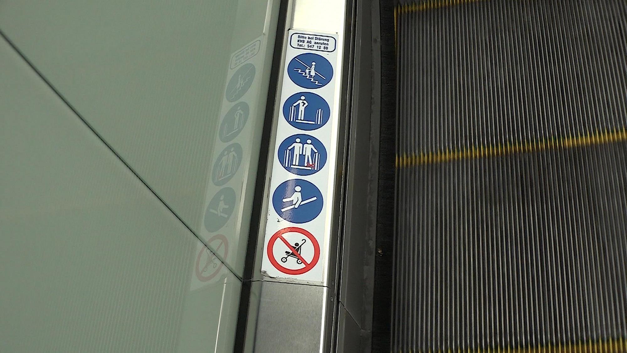 Rolltreppen_Aufkleber
