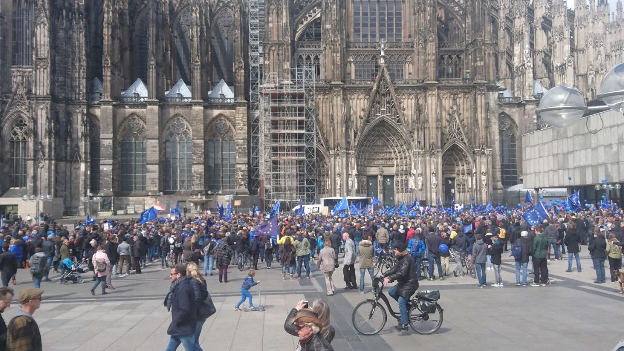 Pulse am Dom Hinz