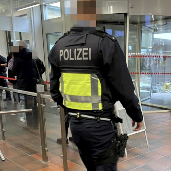 Polizist Anklage Gericht