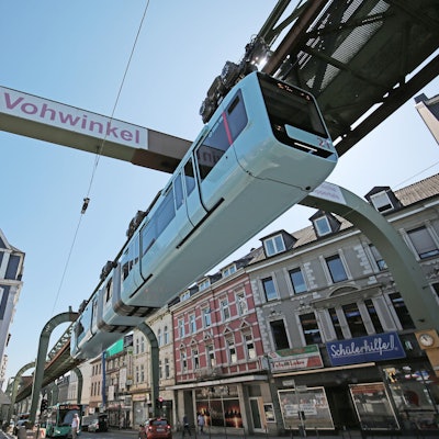 Schwebebahn_in_Wuppertal