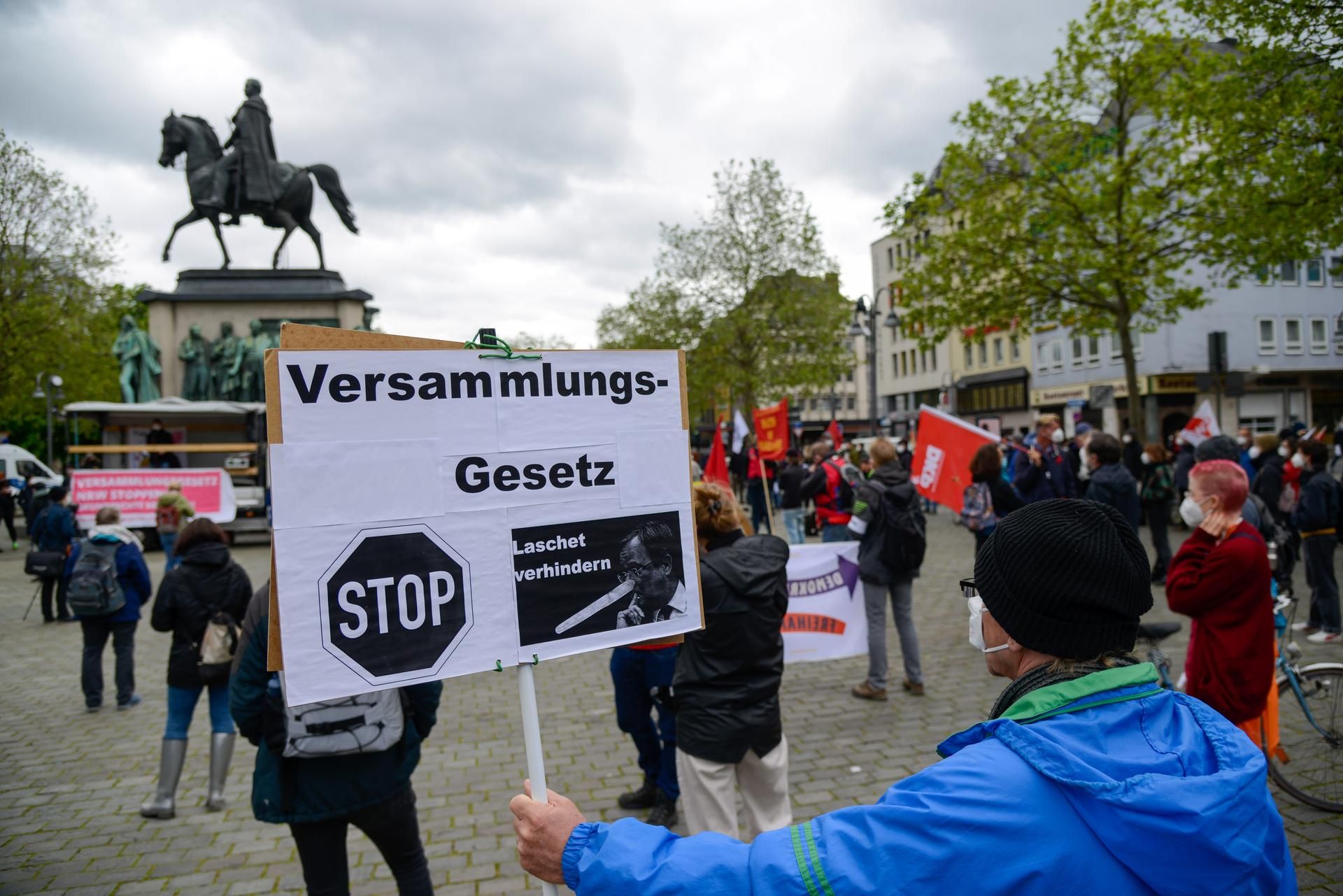Versammlungsgesetz