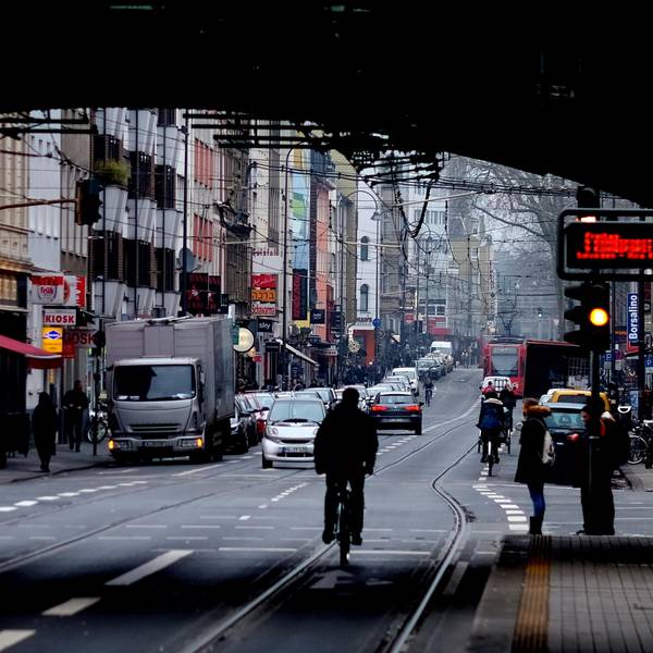 Zülpicher Straße Umfrage Karneval