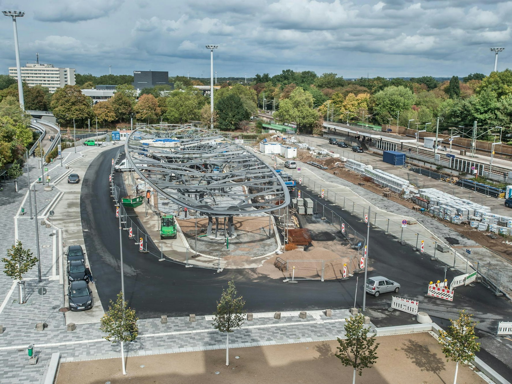 leverkusen-bahnhof-busbahnhof--ALF_6424