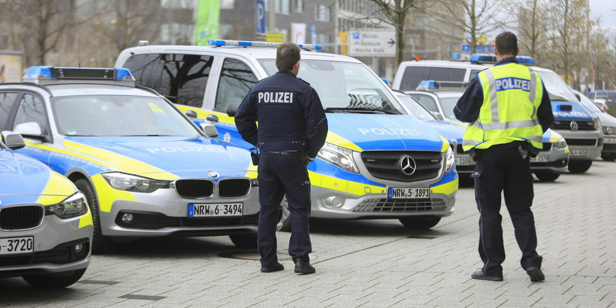 kra_streifenwagenTest012