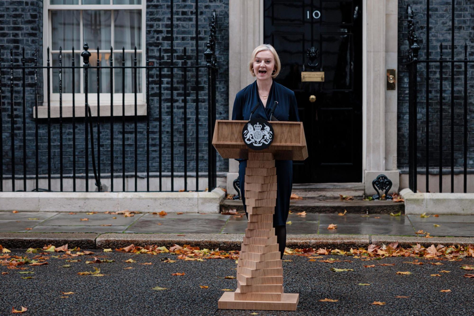 Liz Truss Pult Rücktritt 201022