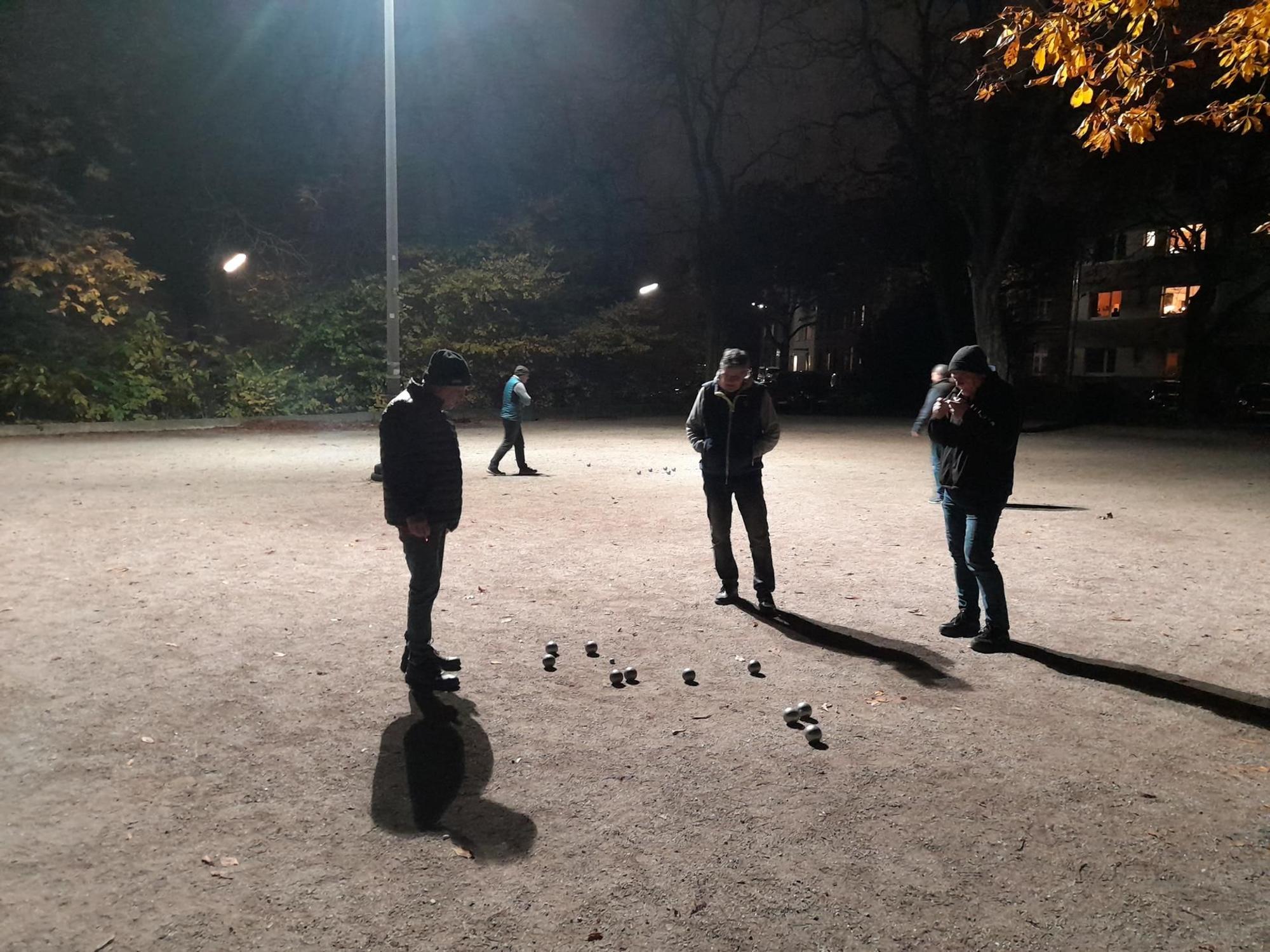 bes-bouleclub02