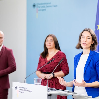 Spiegel Ministerium DPA 110421 (1)