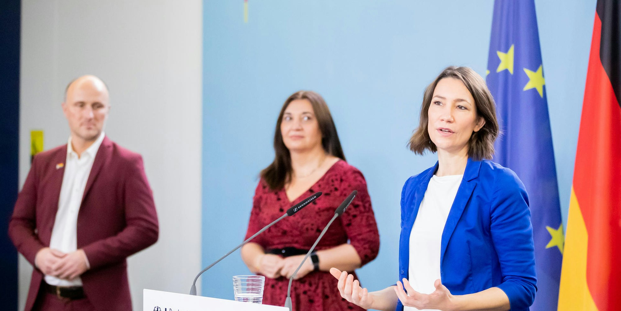 Spiegel Ministerium DPA 110421 (1)