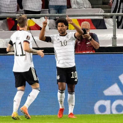 Reus Gnabry ggn Armenien