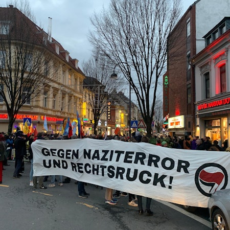 20200220gedenken-akyuez006_karneval_hanau