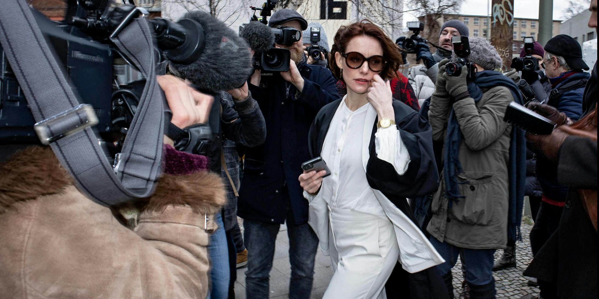 3_F1_Legal_affairs_Hexenjagd