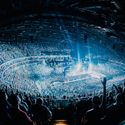 U2_LouisBuerk_AMG_0491