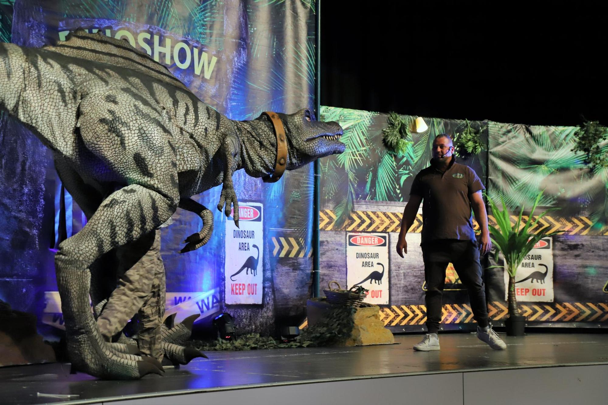 20220403-amh-dinos (2)