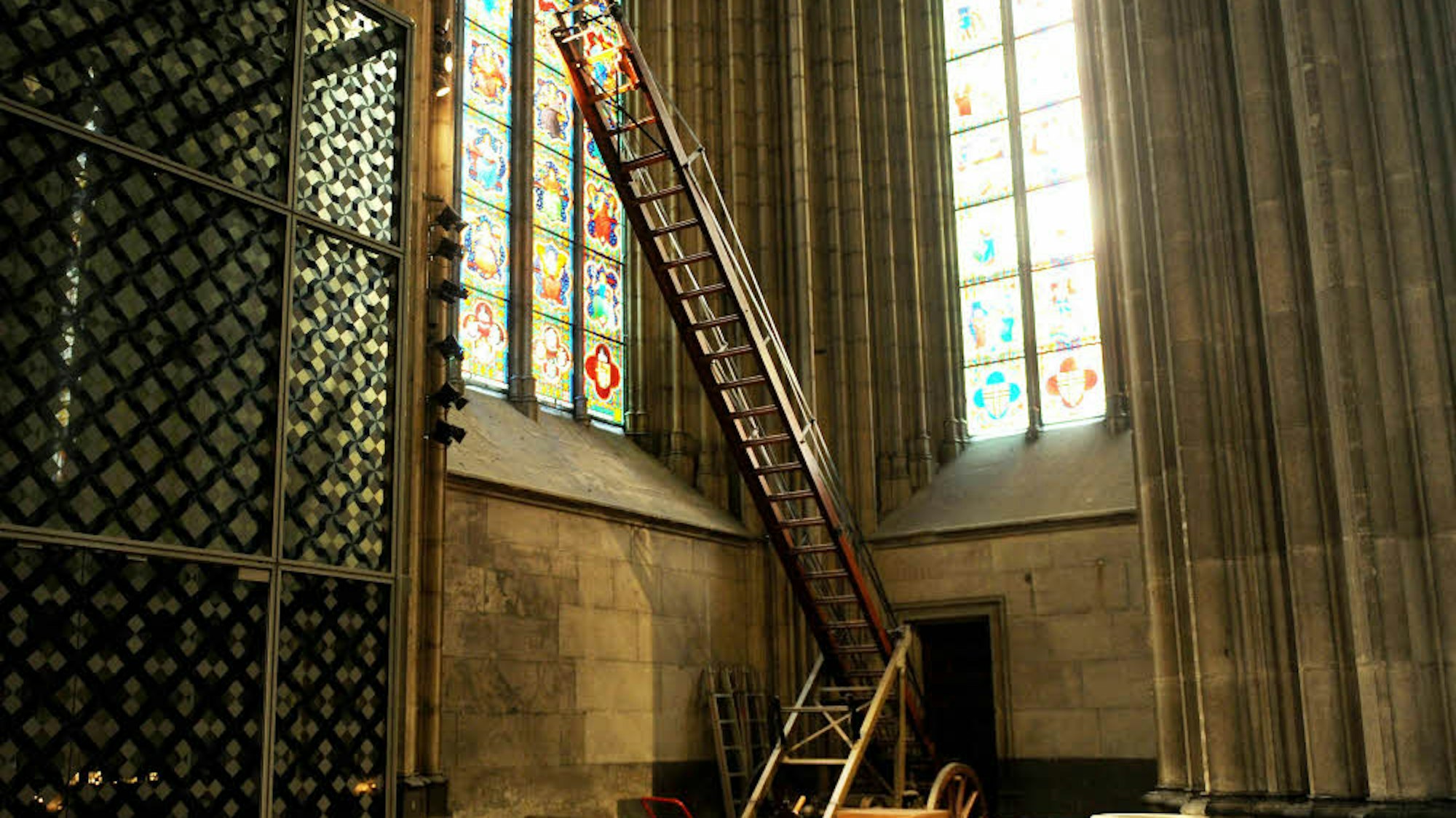 Die historische Feuerleiter im Dom