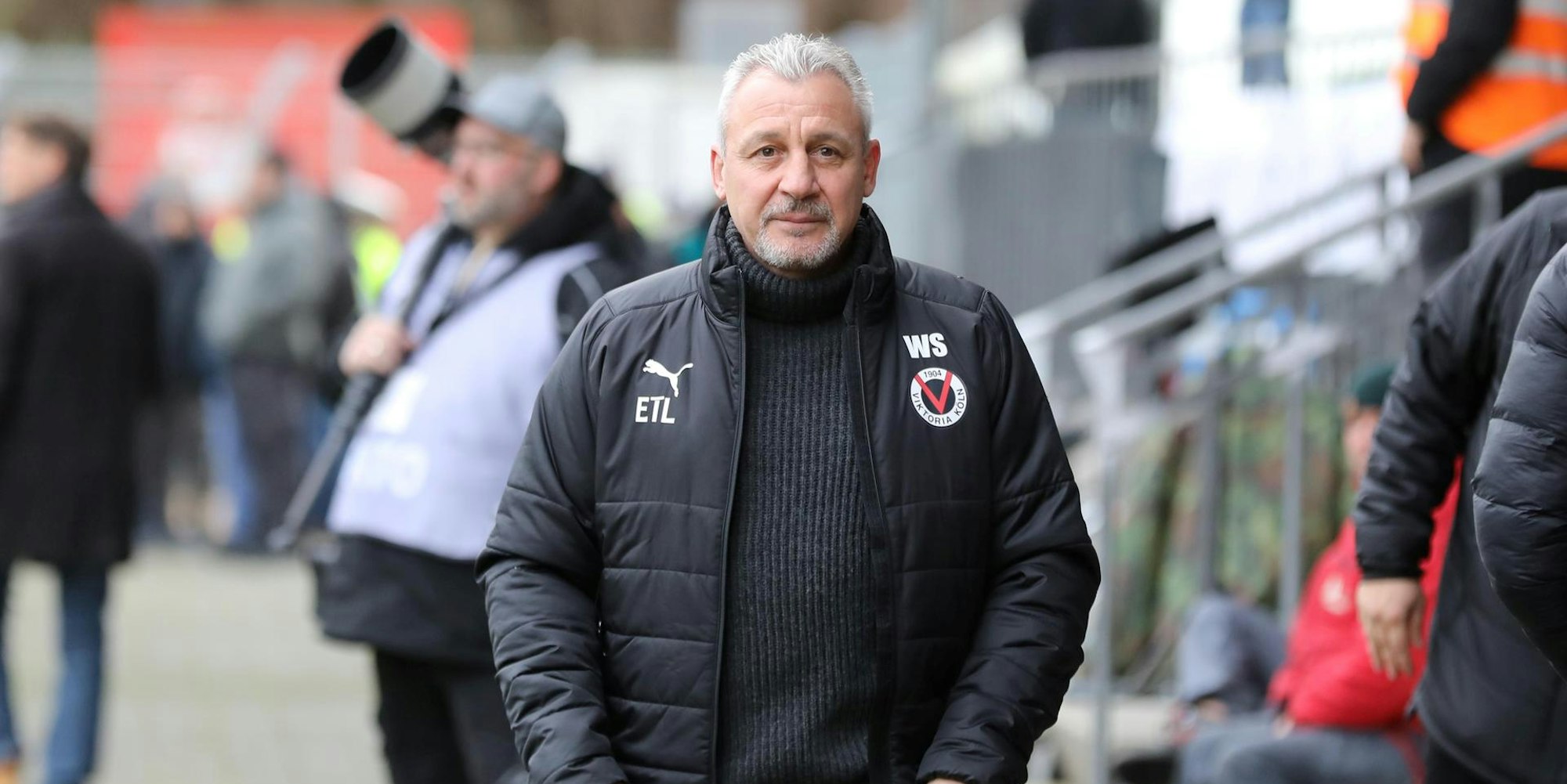 Pavel Dotchev Symbol