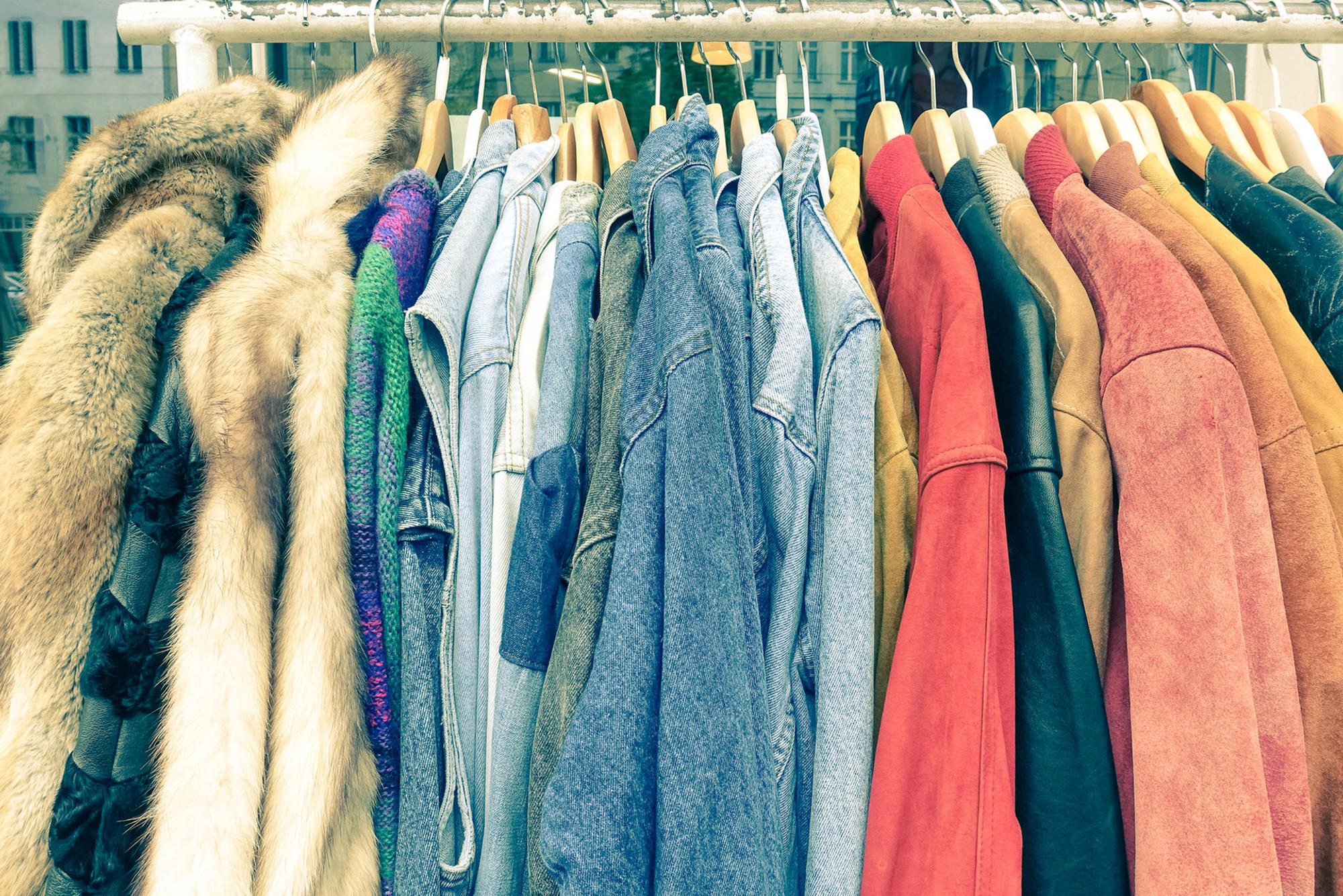 Vintage_rack_GettyImages_View Apart-496702632