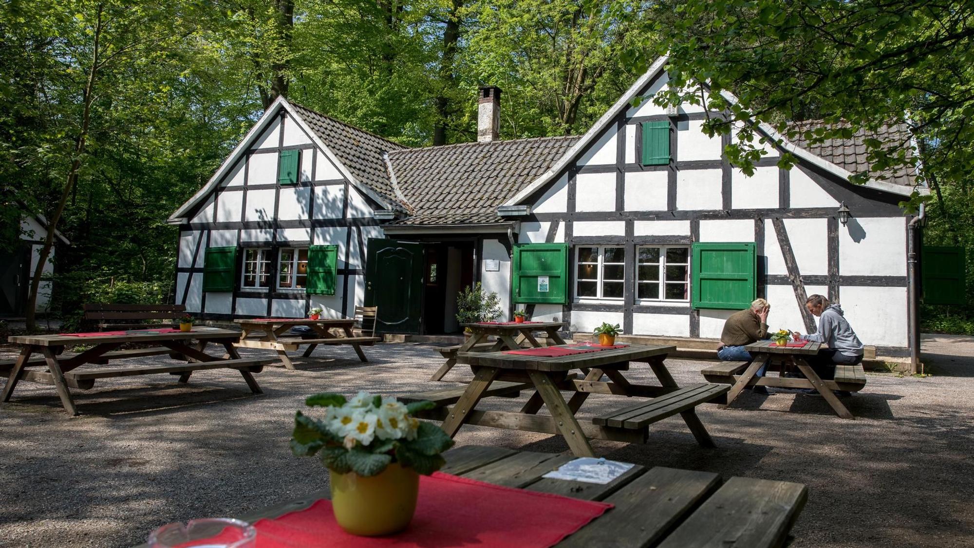 Fachwerkhaus mitten im Wald
