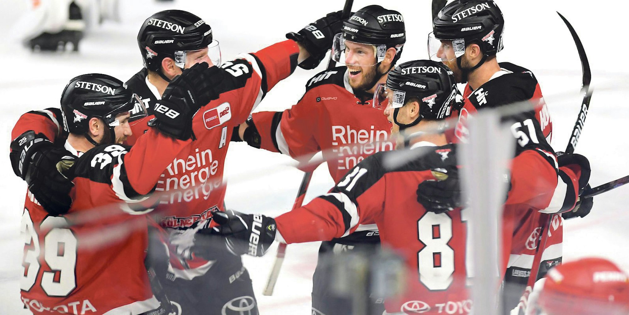 KEC-Feiert-dpa-kec-wob