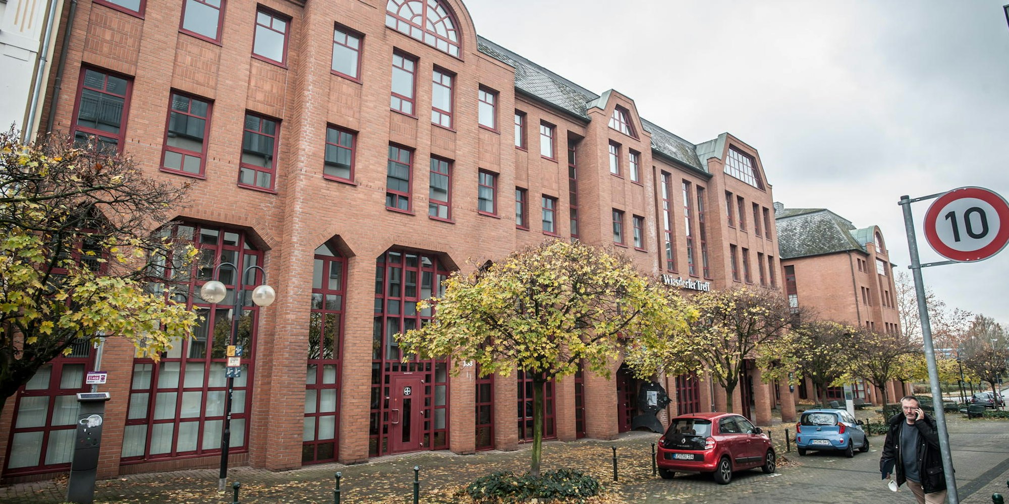 bayer-bueros-hauptstrasse-leverkusen_ALF_3896