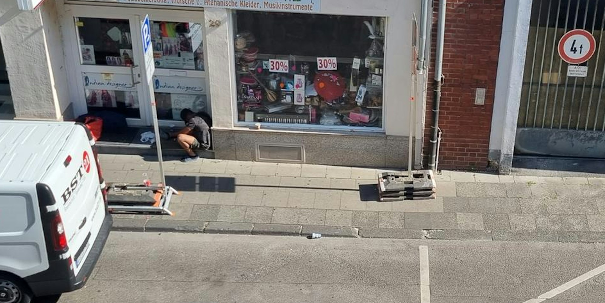 Konsum neben Drogenkonsumraum