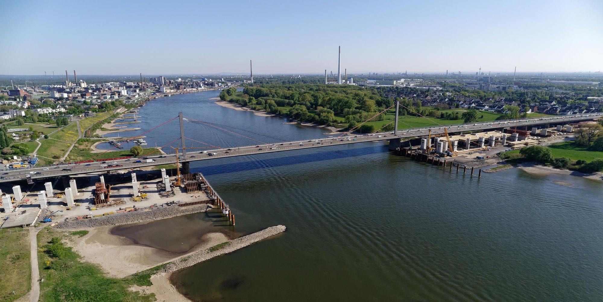 Brücke Leverkusen dpa