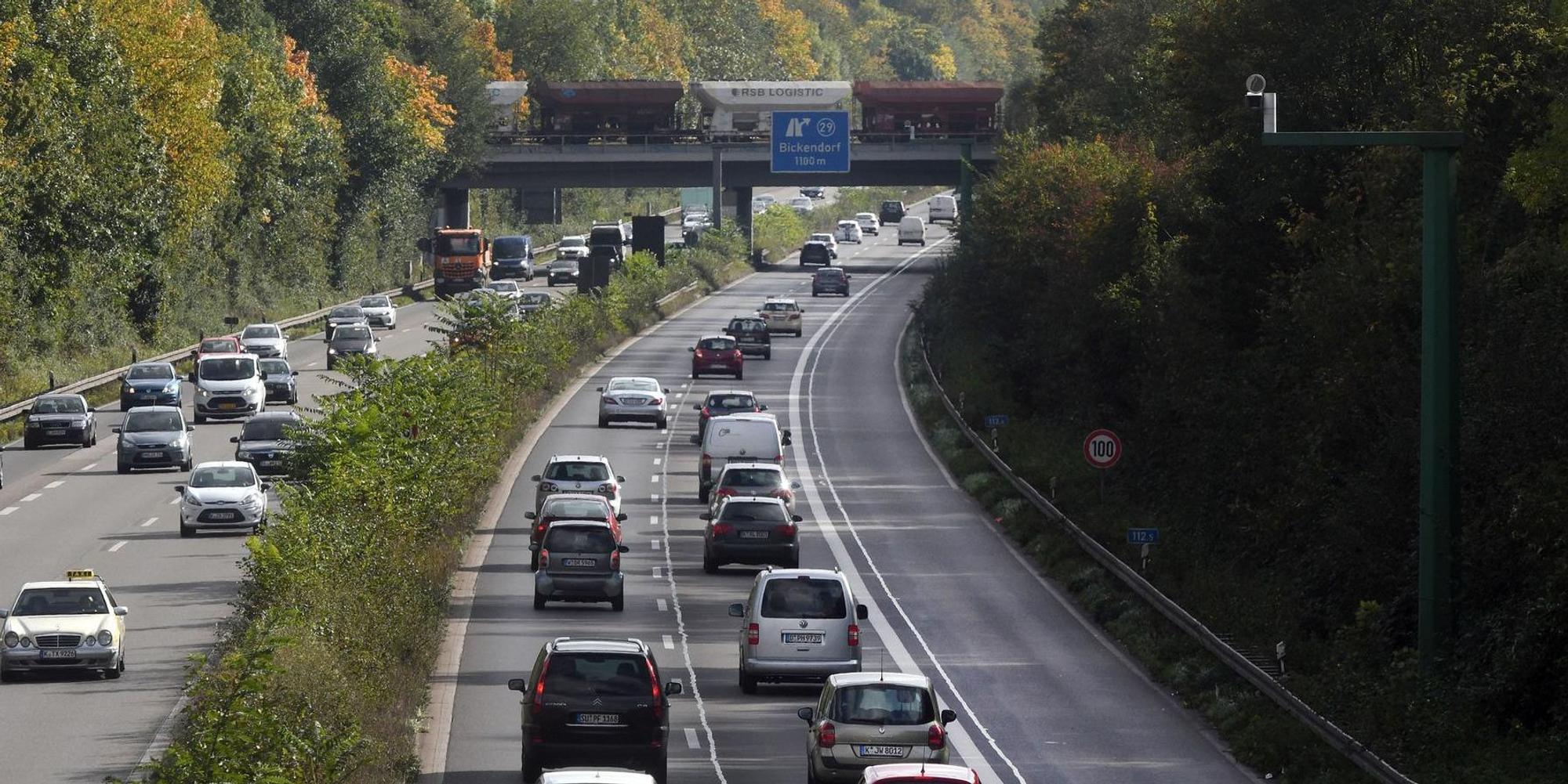 Stau Köln Symbolbild