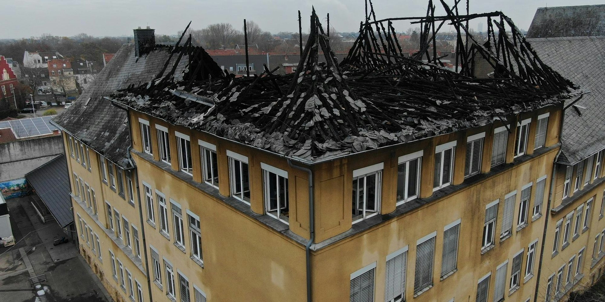 26 Foto Borisgstraße Dach 1