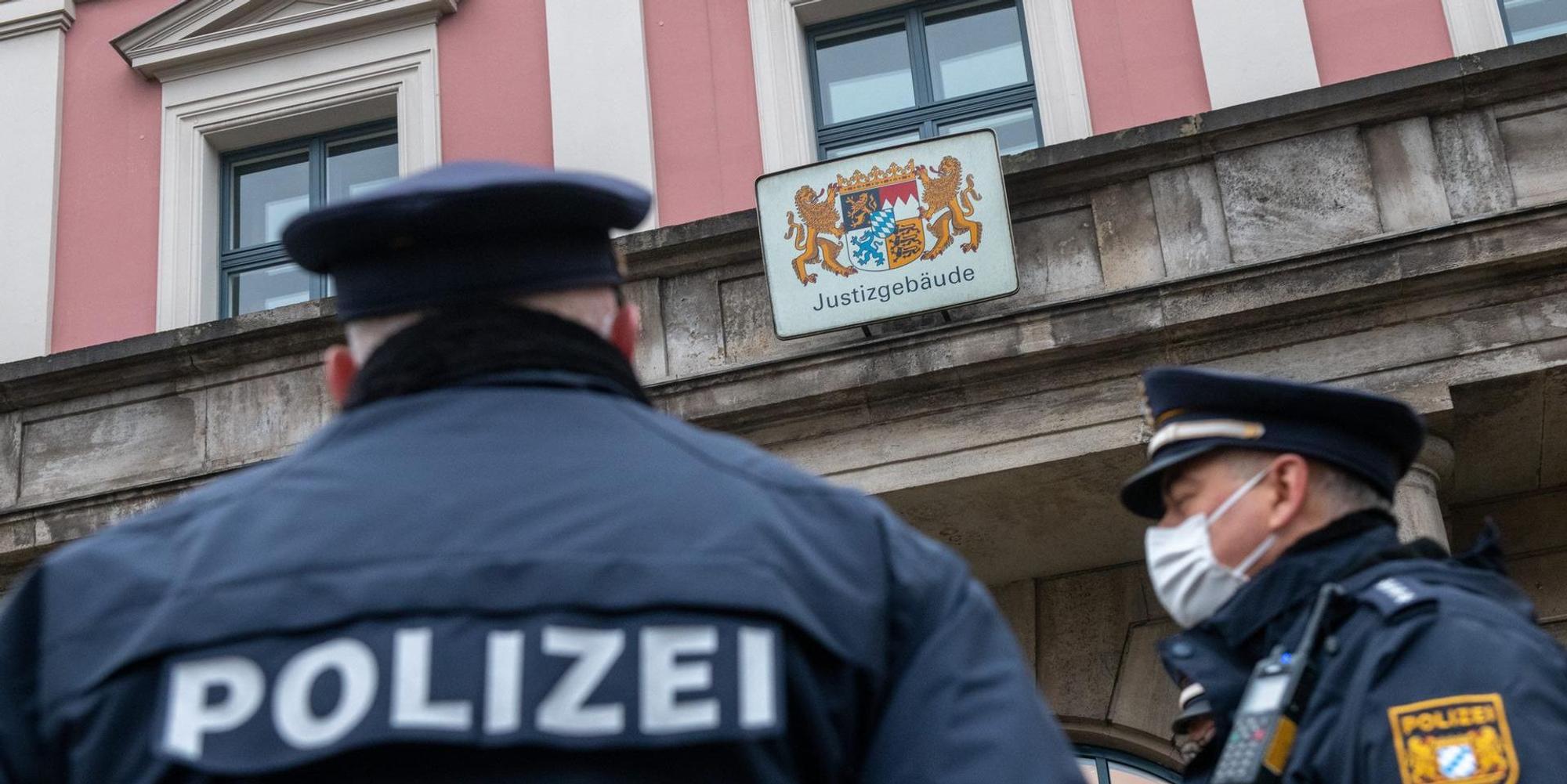 Polzisten Augsburg Gericht