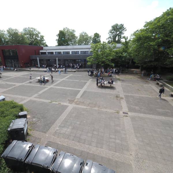 20220510-MAX-schulhof-003