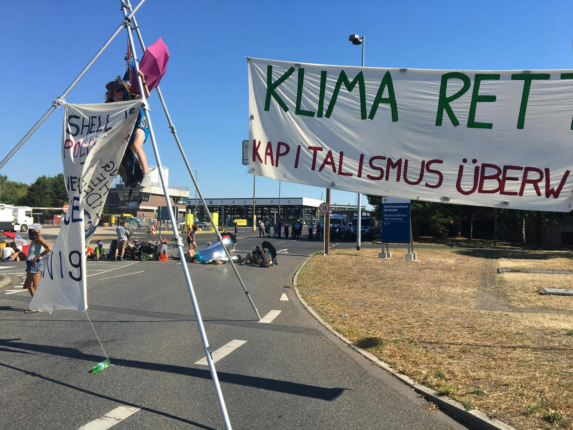 Shell Wesseling Blockade Klose