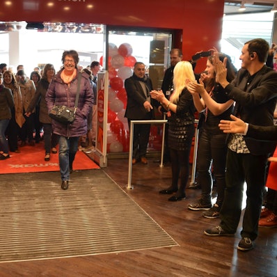 MDS-KSTA-2015-04-10-71-82792261