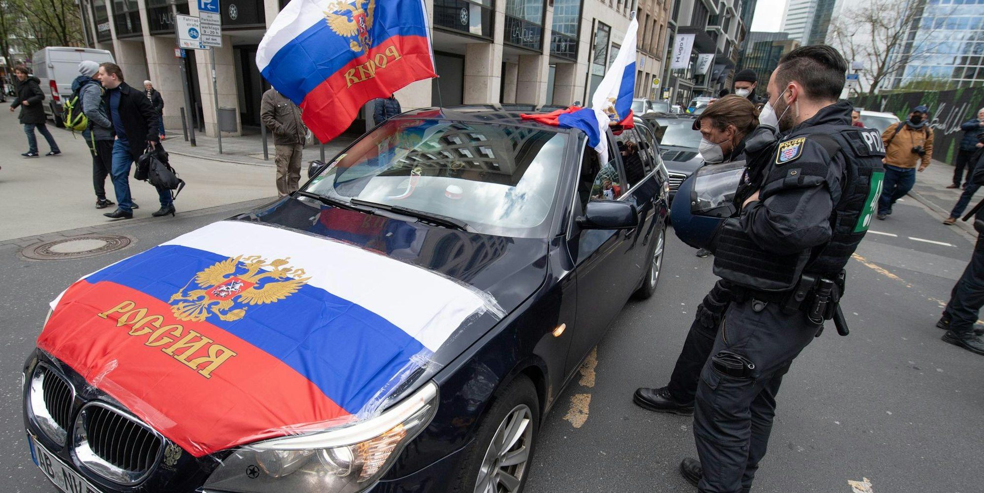 Pro-RU Demo FFM dpa 1004